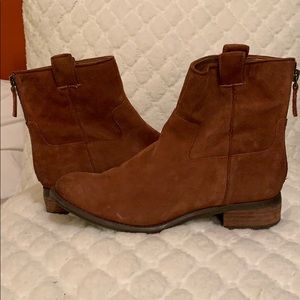 Nine West suede boots